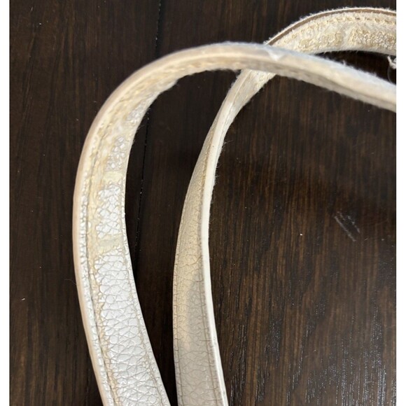 Lauren Ralph Lauren White/ Crème Medium Tote Bag Purse Gold Accents 12”x12”x4” - Picture 15 of 16